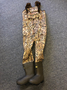 Kobuk 5mm RadialFlex™ Neoprene Mossy Oak Shadow Grass Blades® Camo Chest Wader w/ Lug Soles 1600G Insulate REGULAR